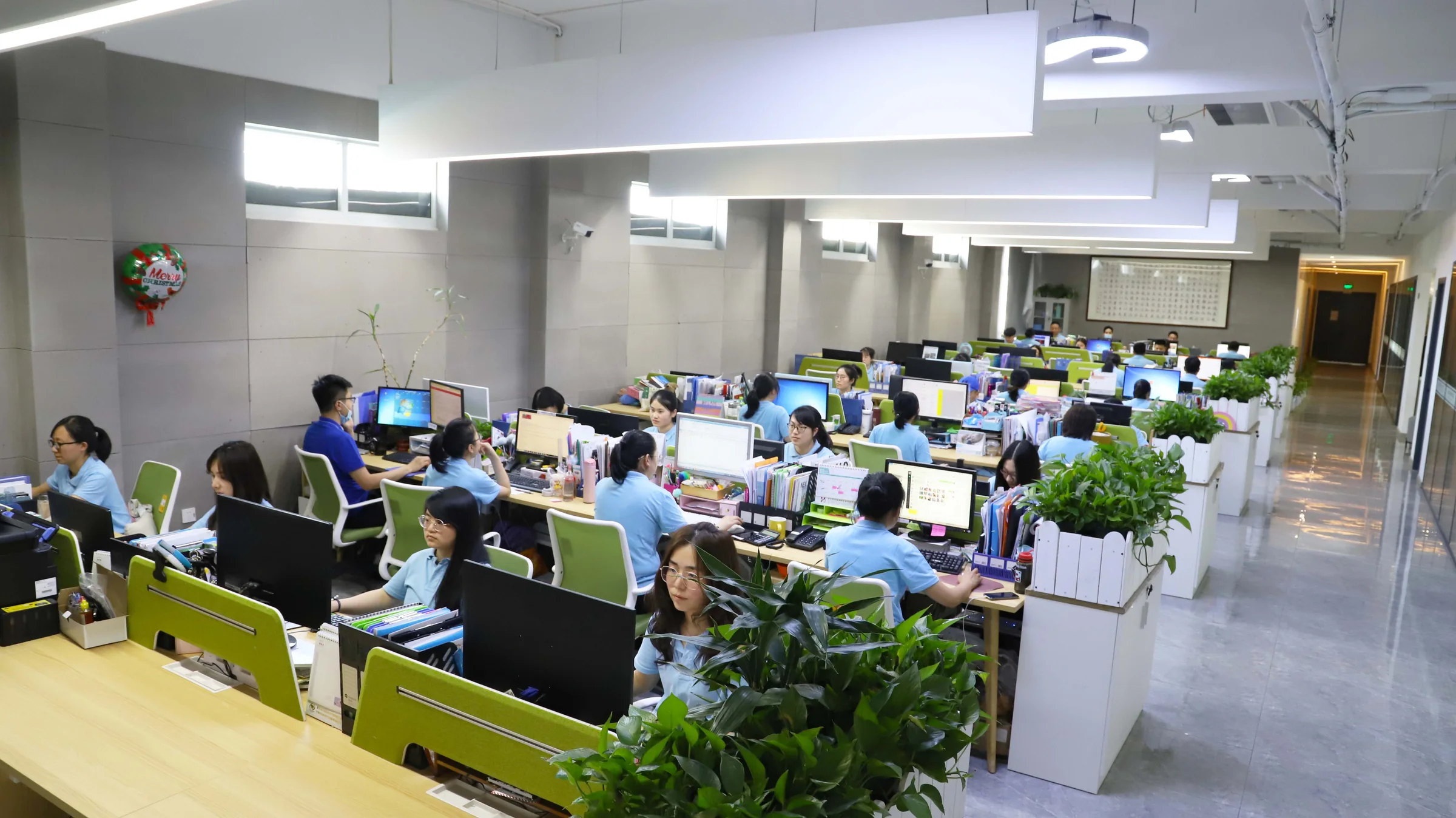Ningbo Happiness product development team in the office